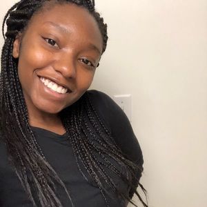 Meet your Posher, Brianna